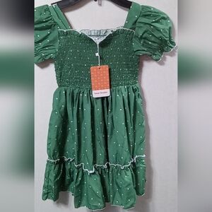 Girls dress